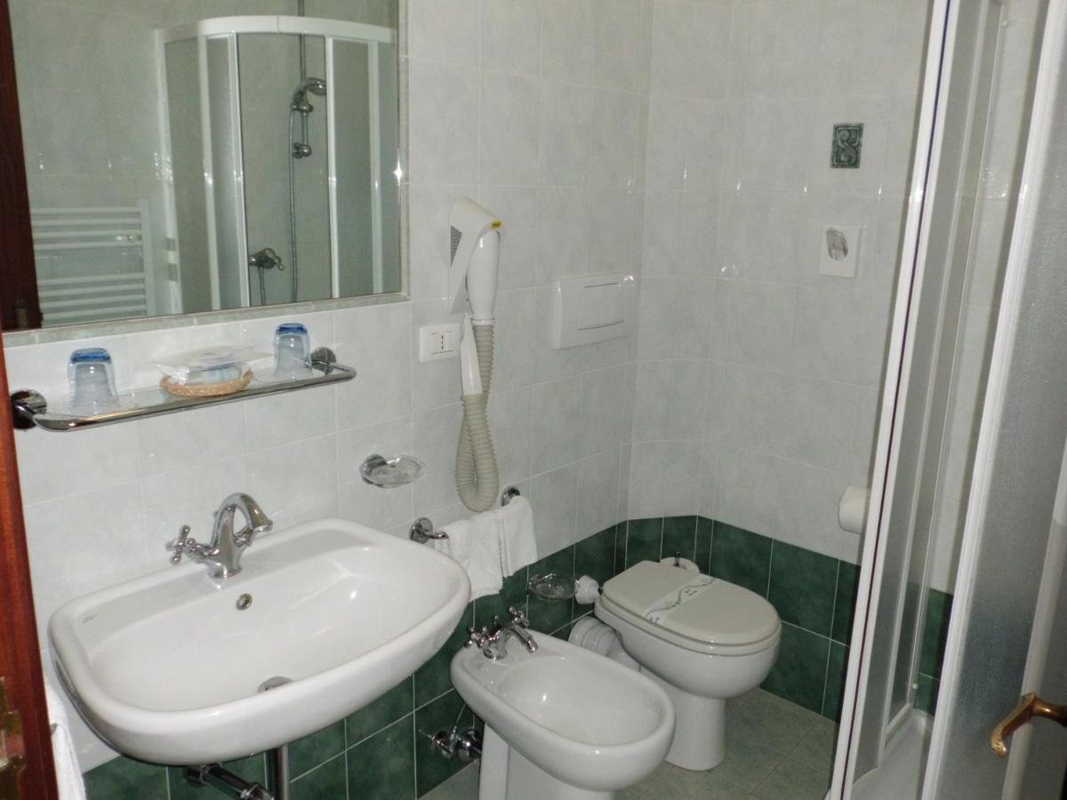 Fegina 3 Deluxe Bedrooms & Bathrooms Monterosso al Mare Esterno foto